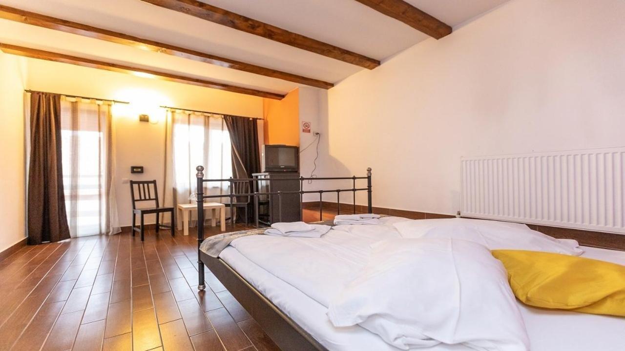 Pensiunea Pianino Brašov Exteriér fotografie