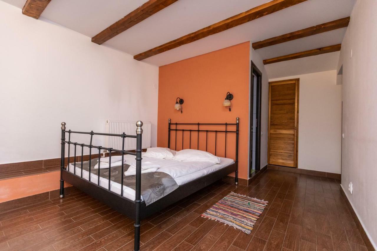 Pensiunea Pianino Brašov Exteriér fotografie